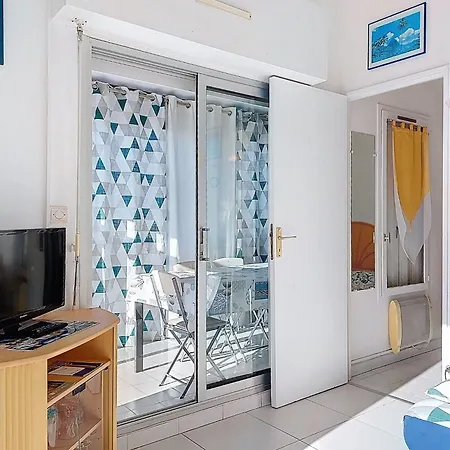 Amoureva-5 By Interhome Appartement